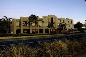 Brighton Savoy - Accommodation Yamba 4
