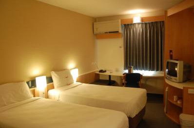 Hotel Ibis Thornleigh - Accommodation Yamba 1