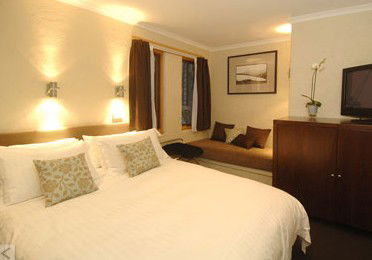 Rundells Alpine Lodge - Accommodation Yamba 0