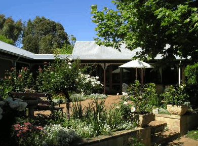 The Noble Grape - Accommodation Yamba