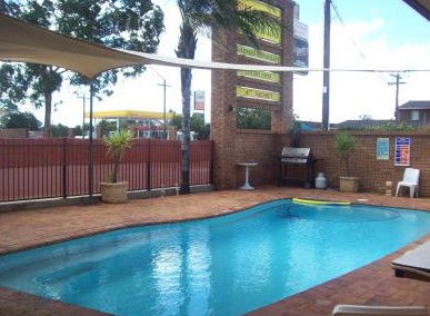 Town And Country Motor Inn Cobar - Accommodation Yamba 0