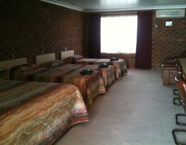 Town And Country Motor Inn Cobar - Accommodation Yamba 3