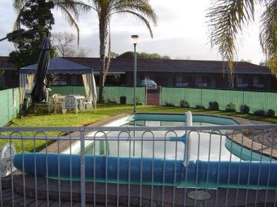 Pine Lodge NSW Accommodation Yamba