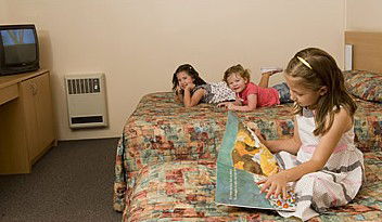 Oriana Motor Inn - Accommodation Yamba 0