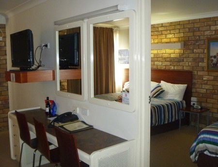 Burke And Wills Motor Inn Kingaroy - Accommodation Yamba 2