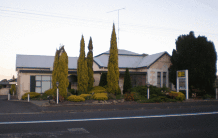 Le Cavalier Court Motel - Accommodation Yamba 1