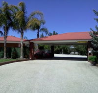 Golden Chain Border Gateway Motel - Accommodation Yamba