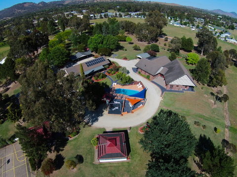 Greenvale Holiday Units - Accommodation Yamba 0