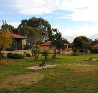 Lakes Entrance Country Cottages - Accommodation Yamba