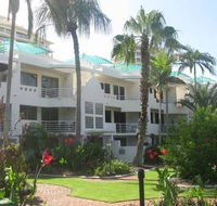 Camargue Beachfront Apartments - Accommodation Yamba