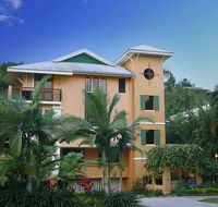 Martinique On Macrossan - Accommodation Yamba