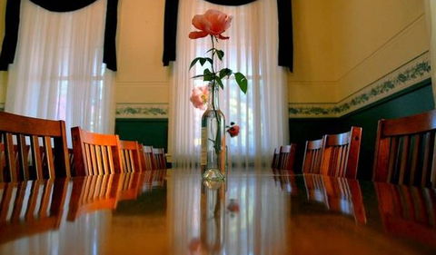 Abernethy Guesthouse - Accommodation Yamba 1