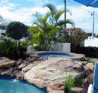 Estoril On Moffat Holiday Apartments - Accommodation Yamba