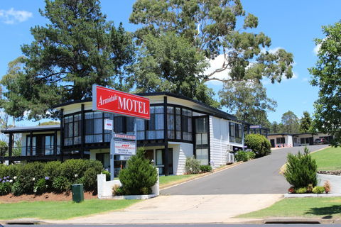 Armidale Motel - Accommodation Yamba 0