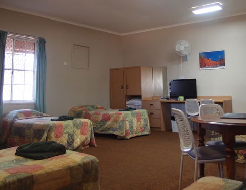 Bluestone Motor Inn - Accommodation Yamba 1