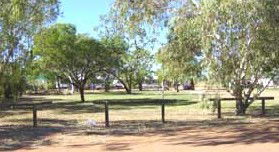 Threeways Roadhouse Tourist Park - Accommodation Yamba 2