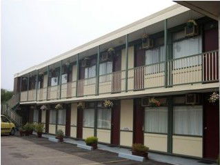 Beach Motor Inn - Accommodation Yamba 1