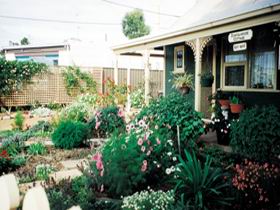 Schoolhouse Cottage - Accommodation Yamba 0