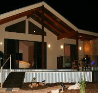 Pike River Luxury Villas - Accommodation Yamba