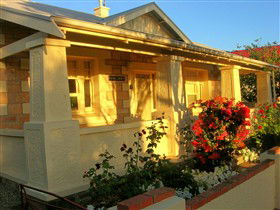 Pinecroft Port Elliot - Accommodation Yamba 0
