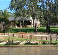 Roonka Riverfront Cottages - Accommodation Yamba