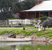 Stonewell Cottages and Vineyards - Accommodation Yamba