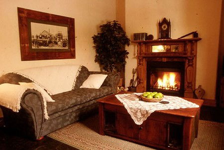 Sea & Vines Cottage - Accommodation Yamba 3