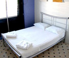 Youth Shack - Accommodation Yamba 0