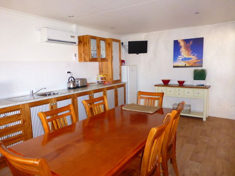 Underground Bed And Breakfast - Accommodation Yamba 1