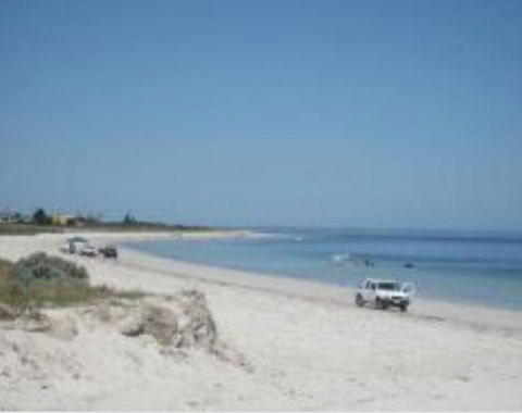 Kingston Shore Villas - Accommodation Yamba 0