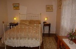 Naimanya Cottage - Accommodation Yamba 1