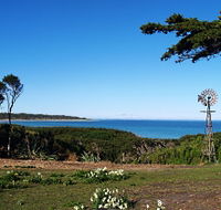 Three Hummock Island - Accommodation Yamba