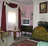 Hollyhock Cottage - Accommodation Yamba