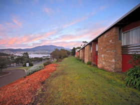 Montagu Bay TAS Accommodation Yamba