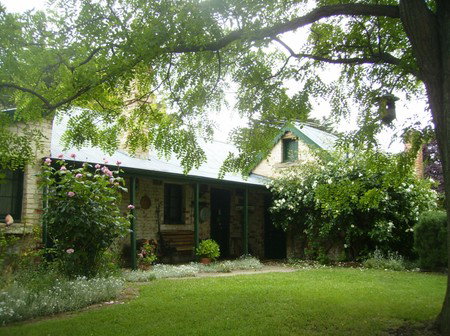 Laurel Cottage - Accommodation Yamba 0
