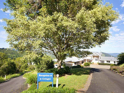 Blue Summit Cottages - Accommodation Yamba 0