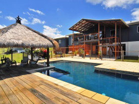 Panorama Blue Bed & Breakfast - Accommodation Yamba 0