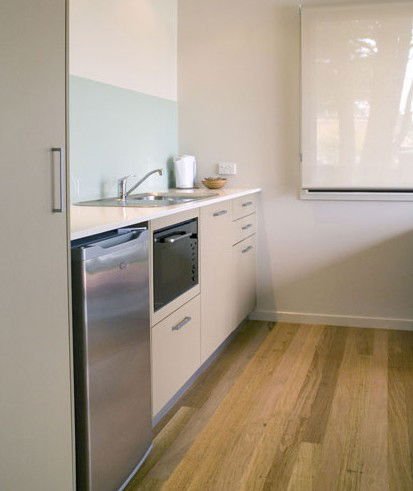 Anglesea Lodge - Accommodation Yamba 2