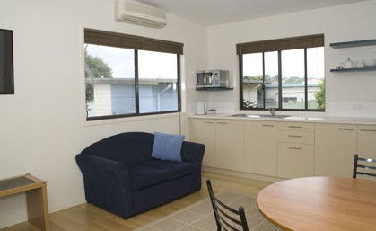 Anglesea Lodge - Accommodation Yamba 5
