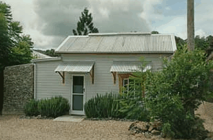 Mavis's Kitchen and Cabins - Accommodation Yamba