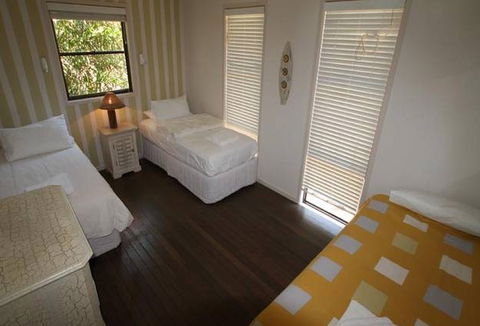 Absolute Moondarah - Accommodation Yamba 2