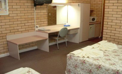 Country Manor Motor Inn - Accommodation Yamba 1