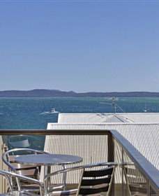 Magnus Street Treetops - Accommodation Yamba 2