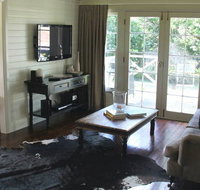 Book Barn Cottage - Accommodation Yamba