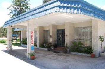 Holbrook Settlers Motel - Accommodation Yamba 1