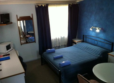 Bushmans Retreat Gundagai Motor Inn - Accommodation Yamba 0
