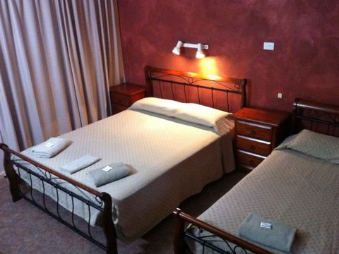 Bushmans Retreat Gundagai Motor Inn - Accommodation Yamba 2