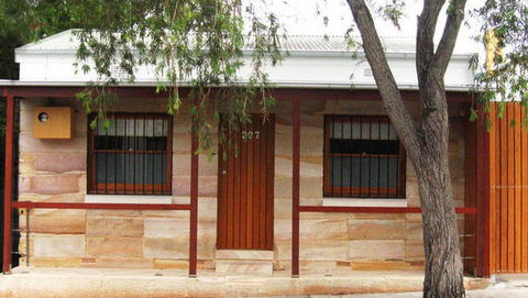 Australia Street Cottage - Accommodation Yamba 5