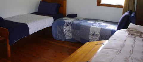 Crebra Farmhouse - Accommodation Yamba 1