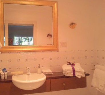 Amore Bed And Breakfast - Accommodation Yamba 0